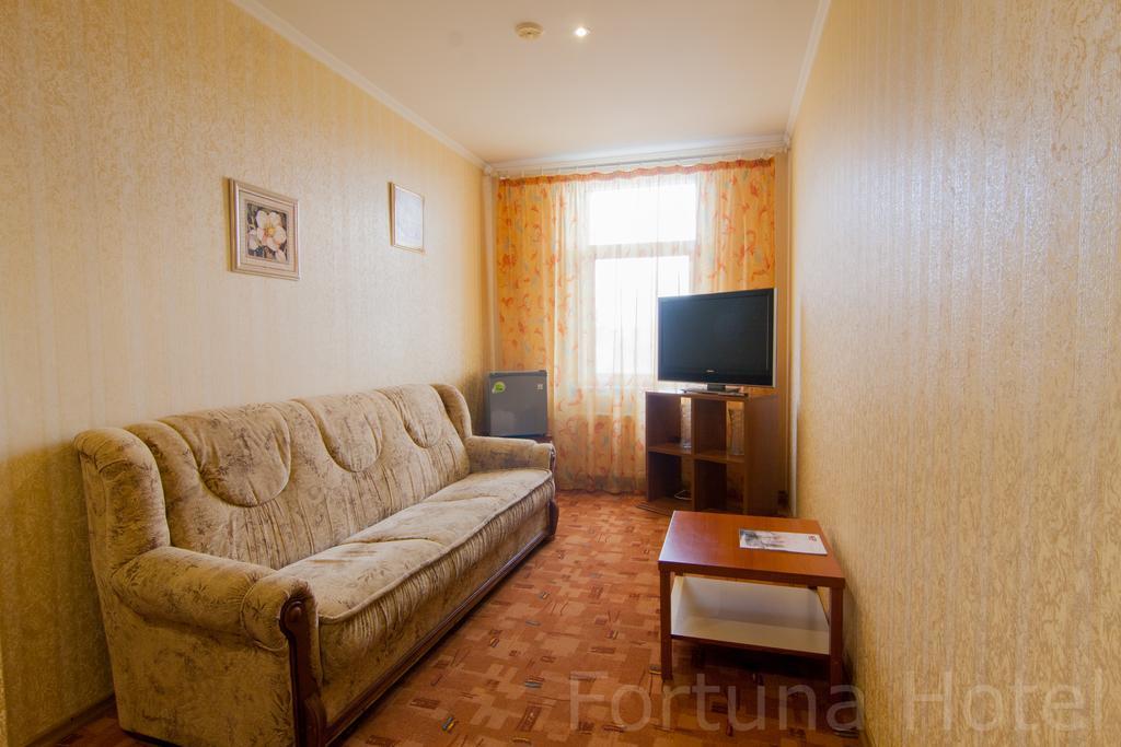 Fortuna Hotel Chisinau Ngoại thất bức ảnh