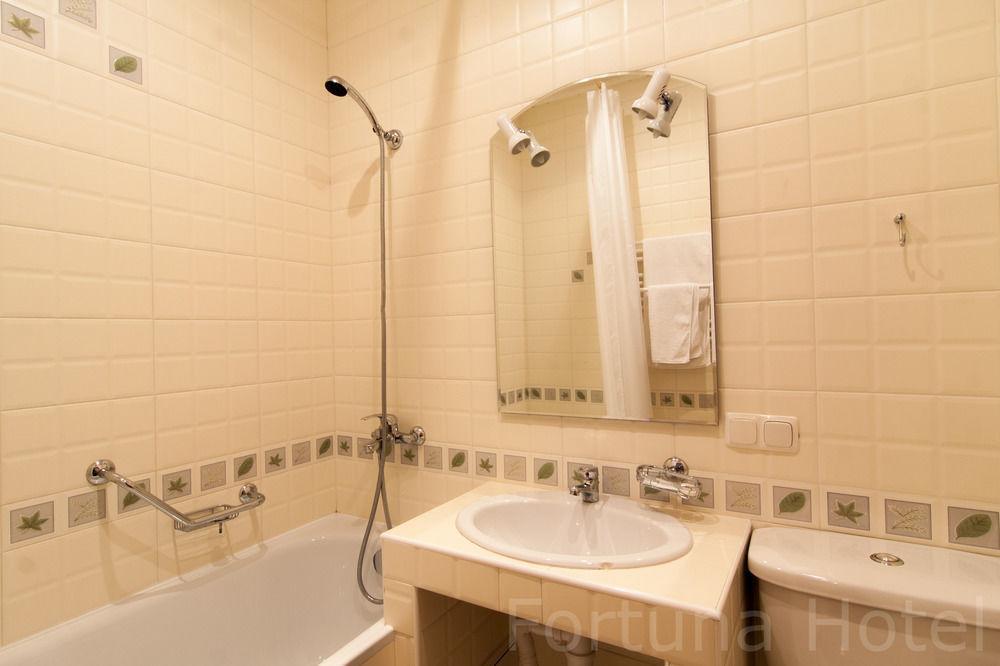 Fortuna Hotel Chisinau Ngoại thất bức ảnh