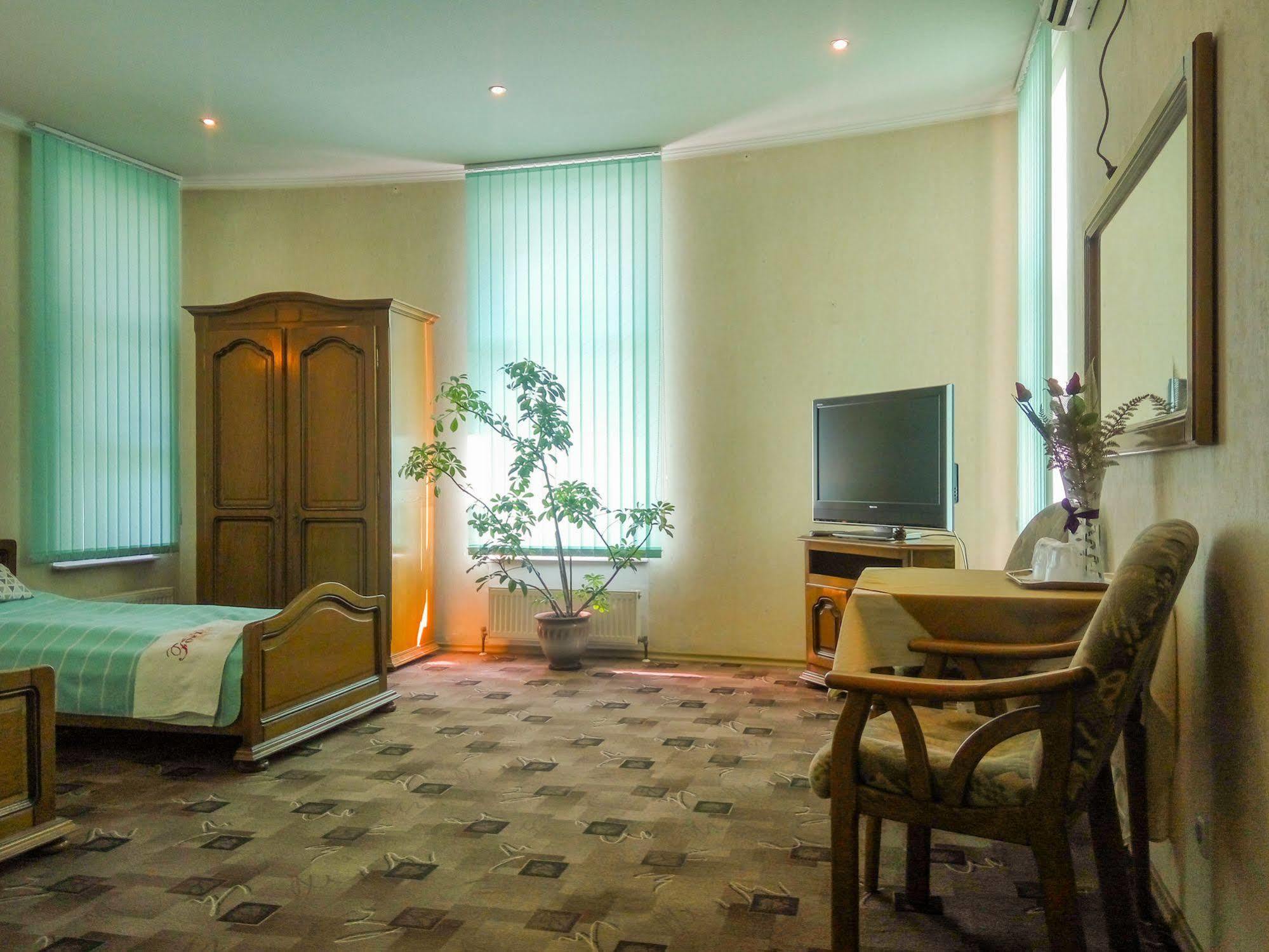 Fortuna Hotel Chisinau Ngoại thất bức ảnh