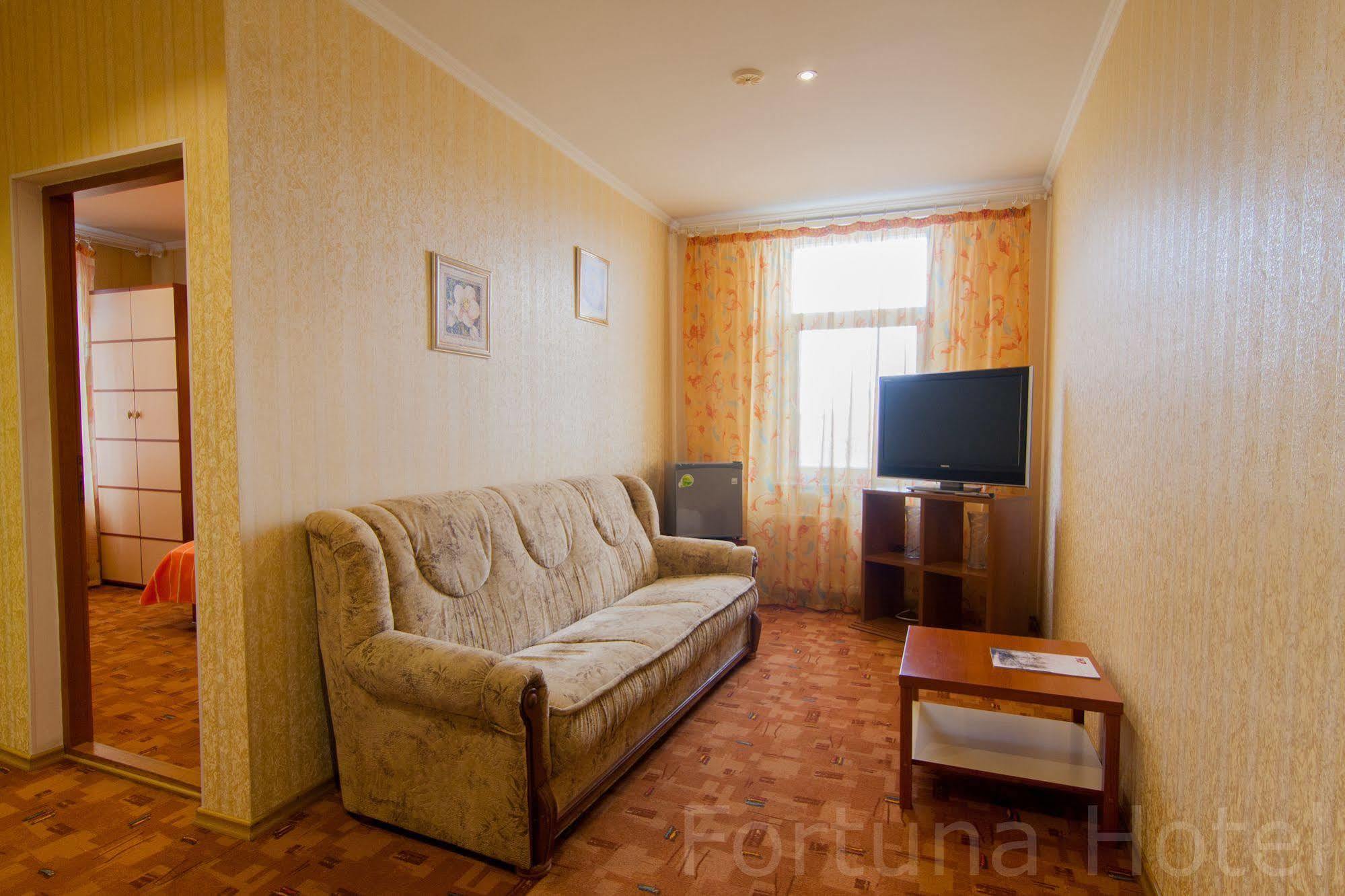 Fortuna Hotel Chisinau Ngoại thất bức ảnh