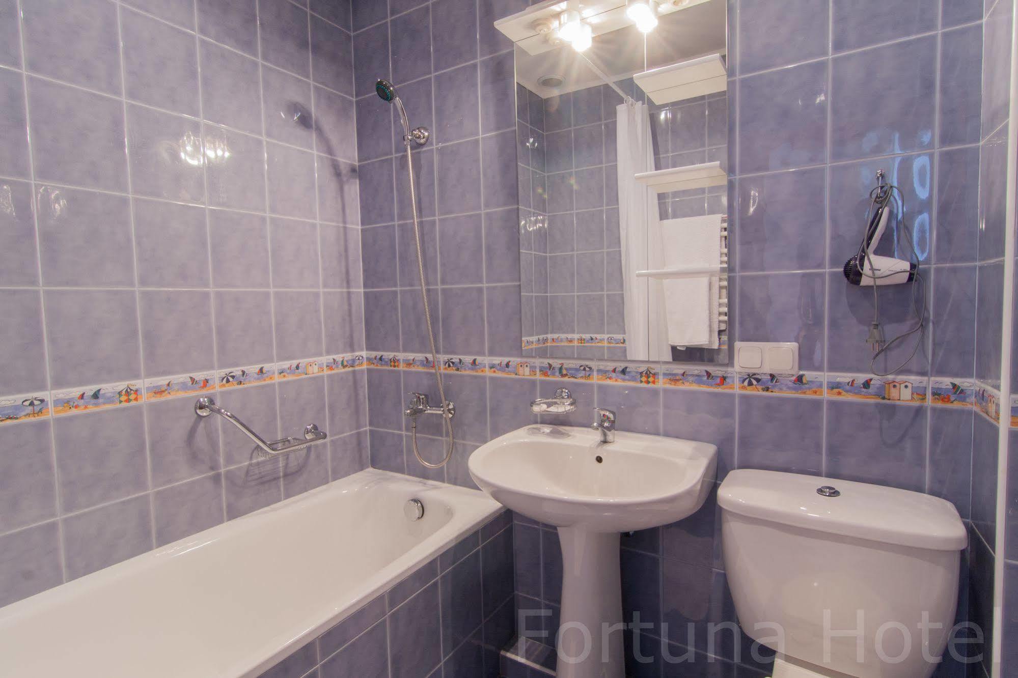 Fortuna Hotel Chisinau Ngoại thất bức ảnh